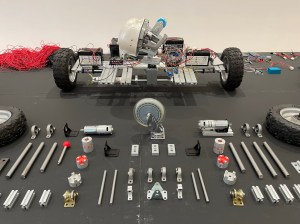 David Zwirner gallery, Geumhyung Jeong, DIY robotic sculptures