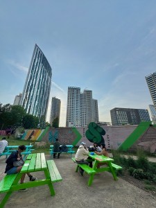 Elephant park, Elephant and Castle